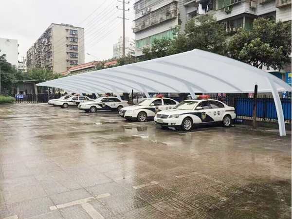 停車(chē)棚